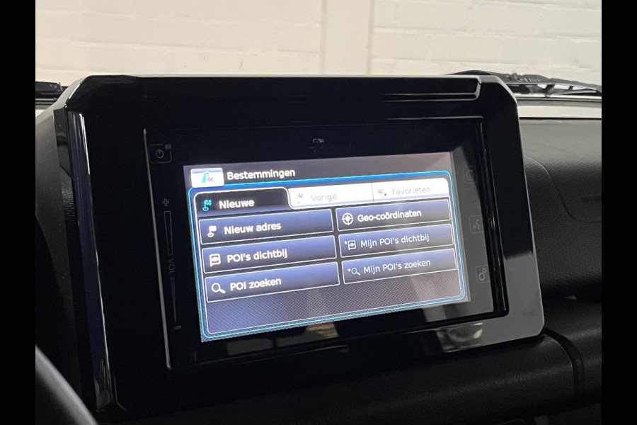 Suzuki Jimny 1.5 Stijl 4 persoons | Trekhaak | Stoelverwarming | Cruise Control | ​Carplay