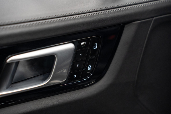 Porsche Cayenne 3.0 E-Hybrid *Sport-Chrono / Sport-Design / Panorama / BOSE / Soft-Close / Stoelventilatie*