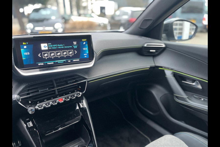 Peugeot e-2008 EV GT 50 kWh