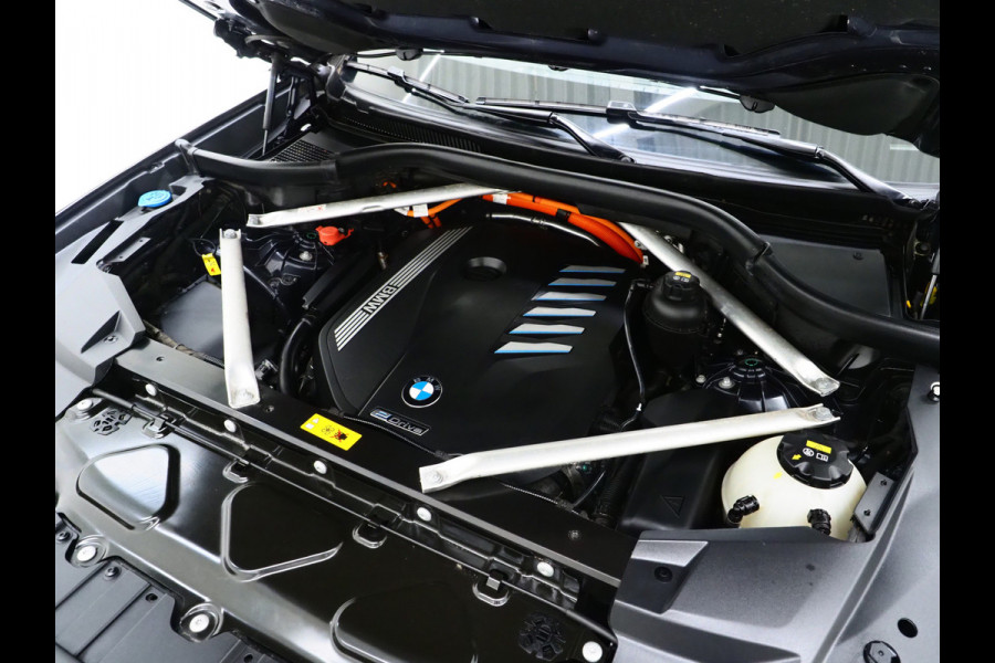 BMW X5 xDrive45e High Executive | Panoramadak | Luchtvering | Keyless | 360 | Memory | Sfeerverlichting | Carplay