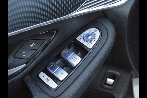 Mercedes-Benz EQC 400 4MATIC Business Solution 80 kWh | Camera | Sfeerverlichting | Apple Carplay | Adaptieve Cruise Control |