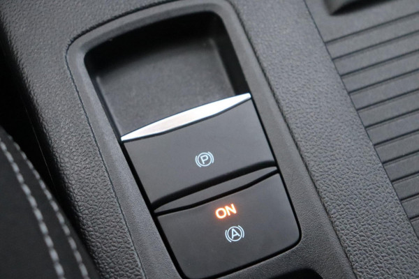 Ford Focus 1.0 EcoBoost Hybrid Titanium org.NL