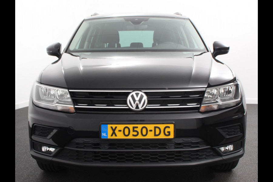 Volkswagen Tiguan 1.5 TSI Comfortline Team DSG | Navigatie | Apple carplay/Android Auto | Climate Control | Camera | Lane Assist | Virtual Cockpit | Winterpakket | Adaptive Cruise control | Lichtmetalen Velgen