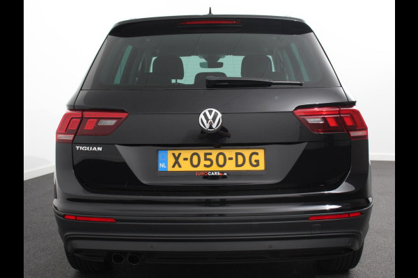 Volkswagen Tiguan 1.5 TSI Comfortline Team DSG | Navigatie | Apple carplay/Android Auto | Climate Control | Camera | Lane Assist | Virtual Cockpit | Winterpakket | Adaptive Cruise control | Lichtmetalen Velgen
