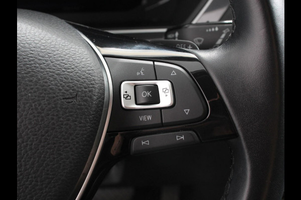 Volkswagen Tiguan 1.5 TSI Comfortline Team DSG | Navigatie | Apple carplay/Android Auto | Climate Control | Camera | Lane Assist | Virtual Cockpit | Winterpakket | Adaptive Cruise control | Lichtmetalen Velgen