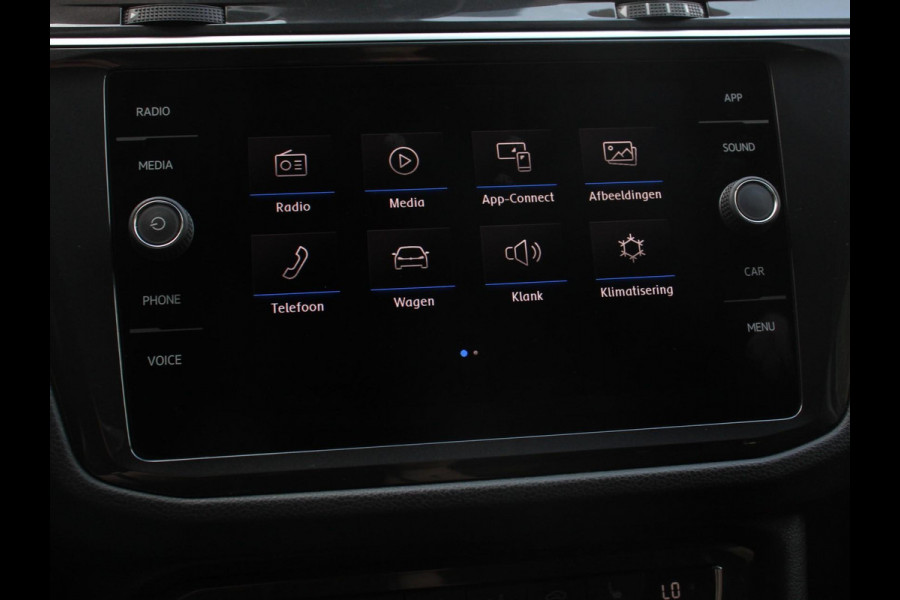 Volkswagen Tiguan 1.5 TSI Comfortline Team DSG | Navigatie | Apple carplay/Android Auto | Climate Control | Camera | Lane Assist | Virtual Cockpit | Winterpakket | Adaptive Cruise control | Lichtmetalen Velgen