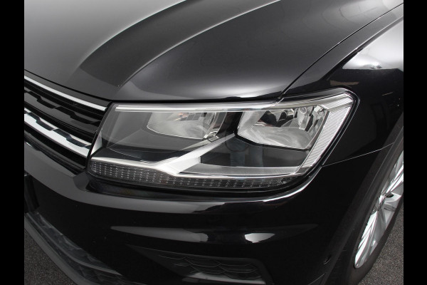 Volkswagen Tiguan 1.5 TSI Comfortline Team DSG | Navigatie | Apple carplay/Android Auto | Climate Control | Camera | Lane Assist | Virtual Cockpit | Winterpakket | Adaptive Cruise control | Lichtmetalen Velgen