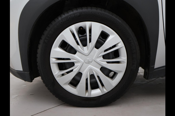 Toyota Aygo X 1.0 VVT-i MT PLAY + ADAPTIVE CRUISE | APPLE CARPLAY / ANDROID AUTO | CAMERA | DAB+