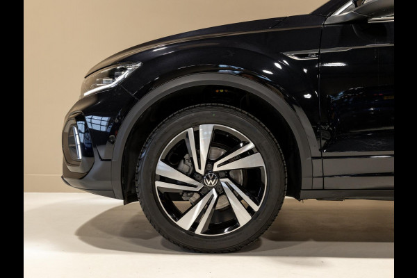 Volkswagen T-Roc 1.5 TSI R-Line Edition / 150pk / Stoel en stuur verwarming / Achteruitrij camera / Keyless /