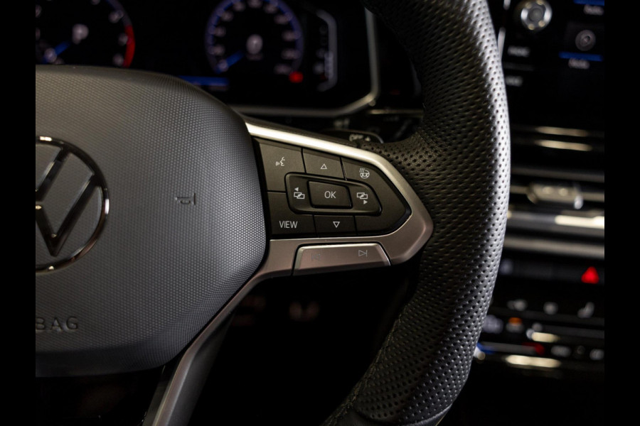 Volkswagen T-Roc 1.5 TSI R-Line Edition / 150pk / Stoel en stuur verwarming / Achteruitrij camera / Keyless /