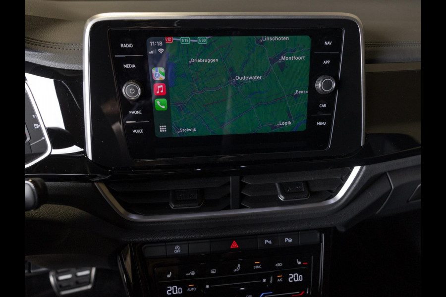 Volkswagen T-Roc 1.5 TSI R-Line Edition / 150pk / Stoel en stuur verwarming / Achteruitrij camera / Keyless /