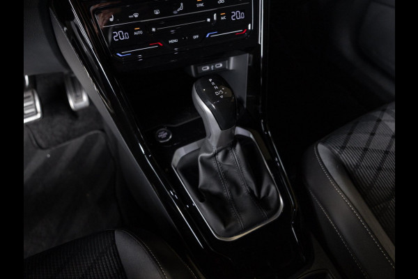 Volkswagen T-Roc 1.5 TSI R-Line Edition / 150pk / Stoel en stuur verwarming / Achteruitrij camera / Keyless /