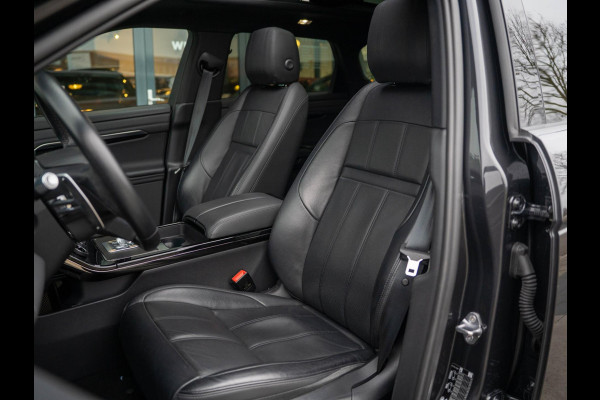 Land Rover Range Rover Evoque 1.5 P300e AWD R-Dynamic SE / 360 camera / Pano / Memory / Keyless
