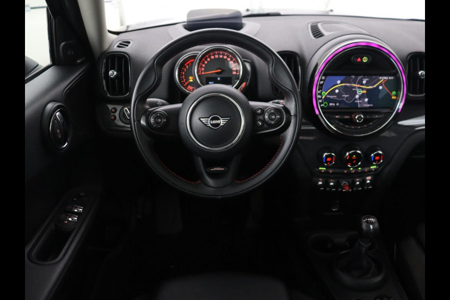 MINI Countryman 1.5 Cooper | Panoramadak | Leder | Stoelverwarming | Climate Control | JCW pakket | Head-up | Harman/Kardon