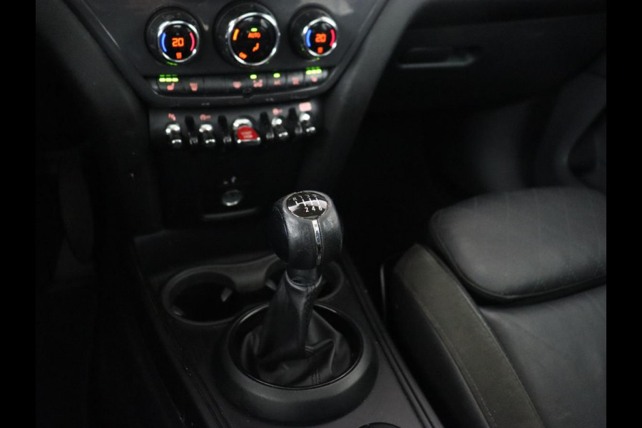 MINI Countryman 1.5 Cooper | Panoramadak | Leder | Stoelverwarming | Climate Control | JCW pakket | Head-up | Harman/Kardon