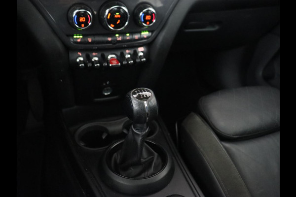 MINI Countryman 1.5 Cooper | Panoramadak | Leder | Stoelverwarming | Climate Control | JCW pakket | Head-up | Harman/Kardon