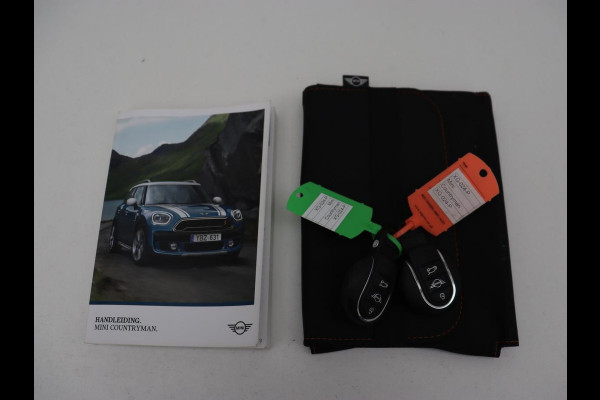 MINI Countryman 1.5 Cooper | Panoramadak | Leder | Stoelverwarming | Climate Control | JCW pakket | Head-up | Harman/Kardon