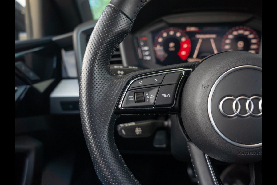 Audi A1 Sportback 40 TFSI Pro Line S-line / 250PK / Keyless / Stoelverwarming / CarPlay / Magnetic ride / 18 inch / Audi Sound