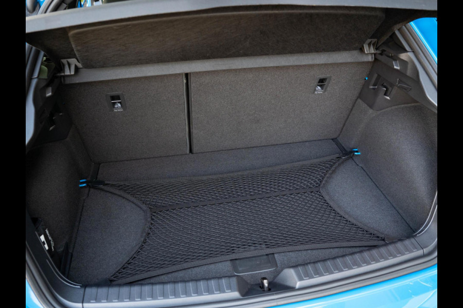 Audi A1 Sportback 40 TFSI Pro Line S-line / 250PK / Keyless / Stoelverwarming / CarPlay / Magnetic ride / 18 inch / Audi Sound