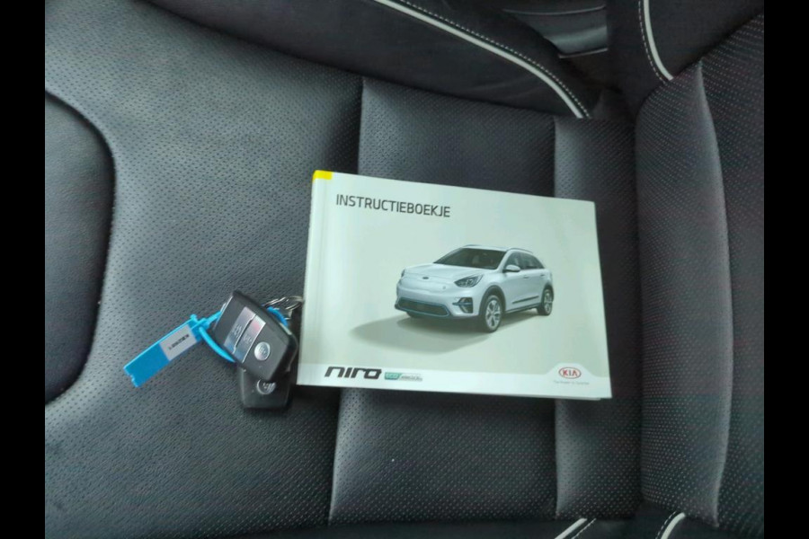 Kia e-Niro ExecutiveLine 64 kWh NL-AUTO | 3PHASE | LEDER