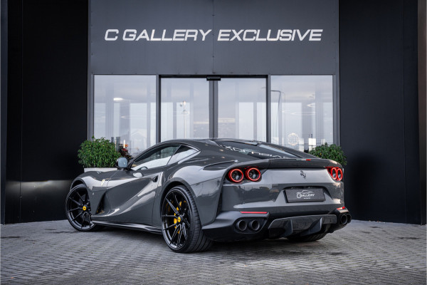 Ferrari 812 6.5 V12 Superfast HELE - Novitec | Grigio Scuro | Carbon Seats | Passenger Display