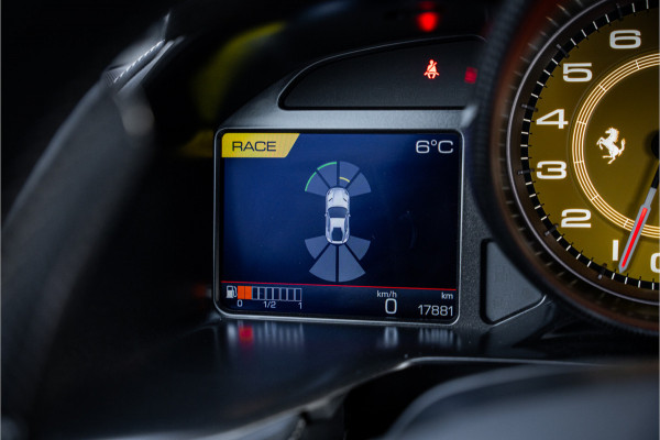 Ferrari 812 6.5 V12 Superfast HELE - Novitec | Grigio Scuro | Carbon Seats | Passenger Display