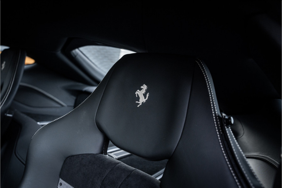 Ferrari 812 6.5 V12 Superfast HELE - Novitec | Grigio Scuro | Carbon Seats | Passenger Display