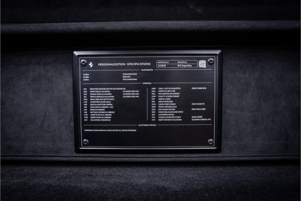 Ferrari 812 6.5 V12 Superfast HELE - Novitec | Grigio Scuro | Carbon Seats | Passenger Display