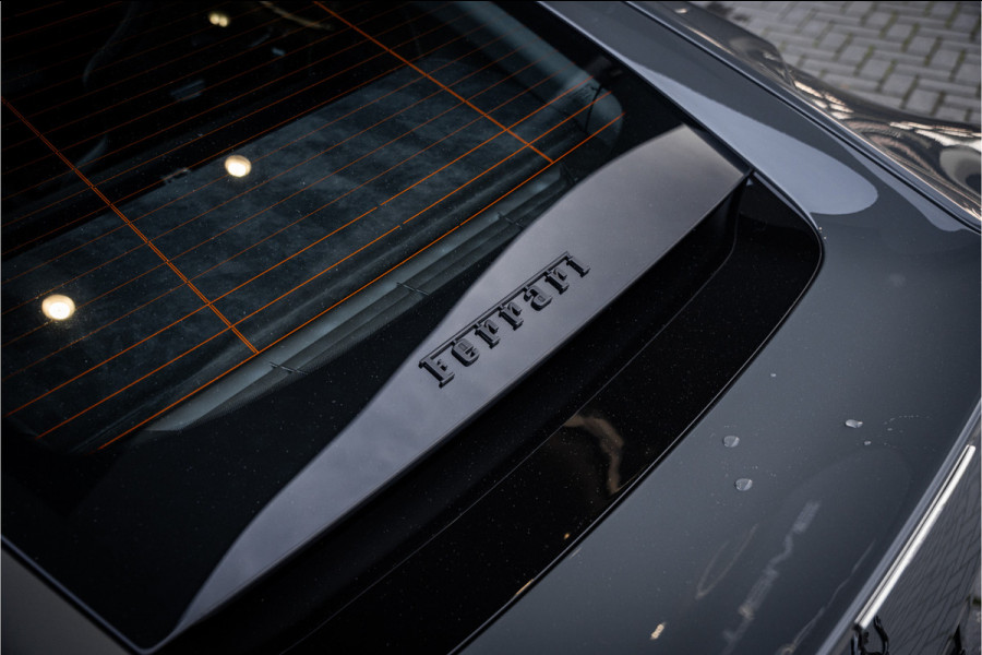 Ferrari 812 6.5 V12 Superfast HELE - Novitec | Grigio Scuro | Carbon Seats | Passenger Display