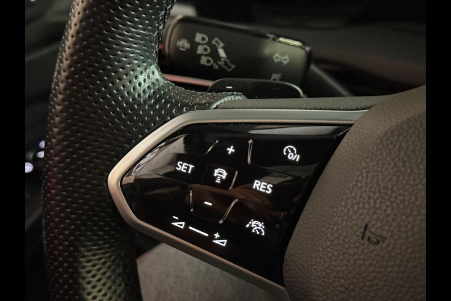 Volkswagen Golf 2.0 TSI GTI | Nardo | Pano | Keyless | HUD | Harman/Kardon | Camera | Sfeerverlichting