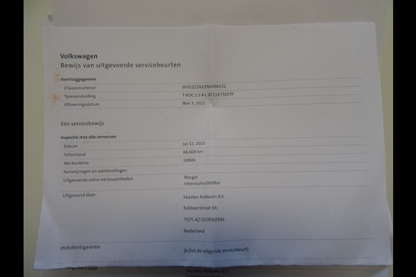 Volkswagen T-Roc 1.5 TSI R-Line * IQ LIGHT * KEYLESS * CARPLAY !!