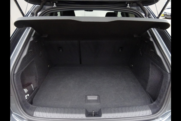 Audi A3 Sportback 35 TFSI edition one * S-LINE * CARPLAY * SPORTSTOELEN !!