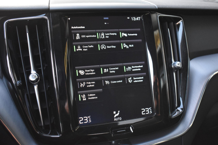 Volvo XC60 2.0 B5 Inscription Lane AUT Trekhaak