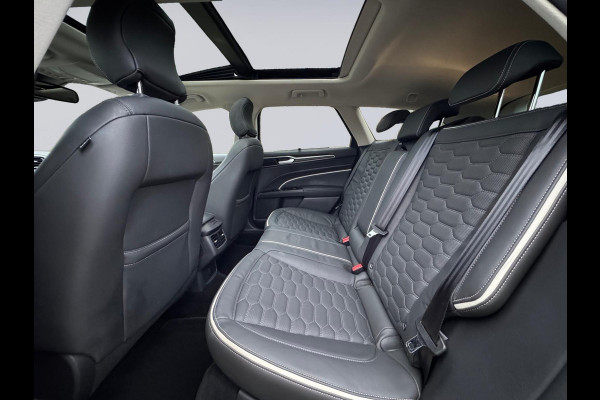 Ford Mondeo Wagon 2.0 IVCT HEV Automaat Vignale, achteruitrijcamera, lederen sportinterieur, vol opties