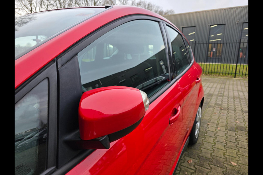 Ford C-MAX 1.5 Titanium / 150 PK / AFN.TREKHAAK / NIEUWE OH.BEURT / STOELVERW. / SENSOREN V+A / CARPLAY / NAVI / INCL. GARANTIE !