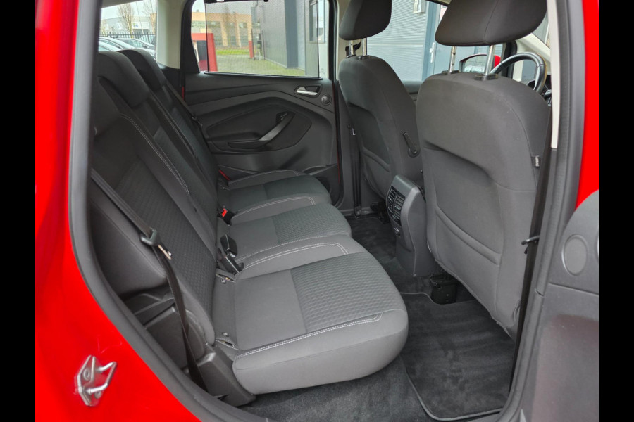 Ford C-MAX 1.5 Titanium / 150 PK / AFN.TREKHAAK / NIEUWE OH.BEURT / STOELVERW. / SENSOREN V+A / CARPLAY / NAVI / INCL. GARANTIE !