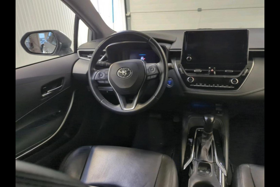 Toyota Corolla Touring Sports 1.8 Hybrid Business Plus Volledig Leder Airco ECC Navi Carplay PDC VA + Camera Adaptive Cruise Control Full LED 17" Velgen NL Auto 1e Eig. Dealer onderhouden
