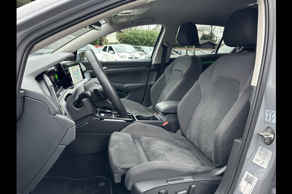 Volkswagen Golf 1.5 eTSI 150PK DSG Style IQLight|ACC|Camera|Memory|Massage|DAB|CarPlay