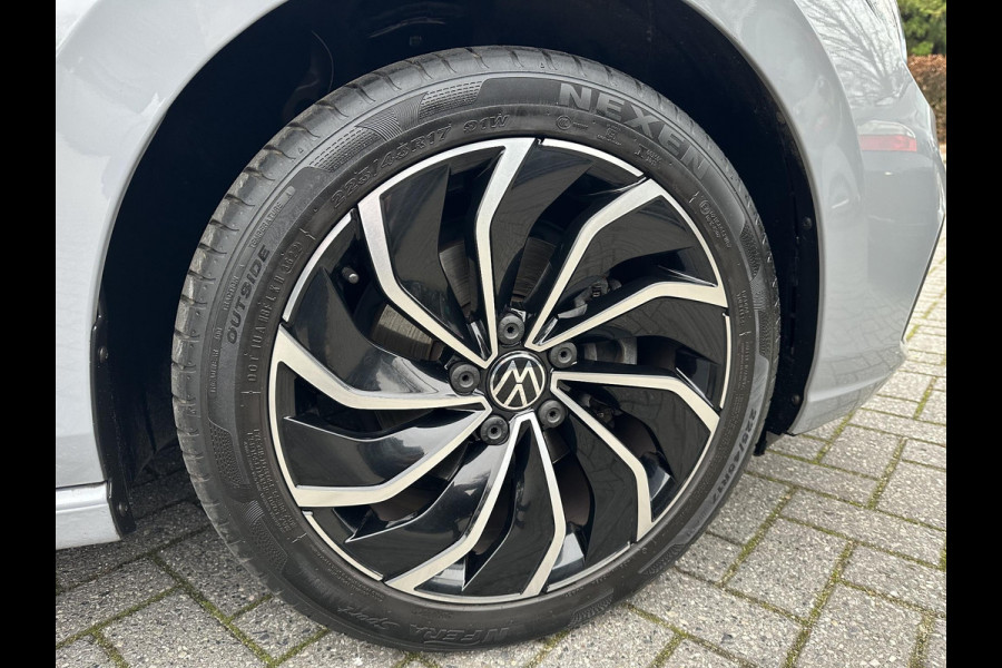 Volkswagen Golf 1.5 eTSI 150PK DSG Style IQLight|ACC|Camera|Memory|Massage|DAB|CarPlay