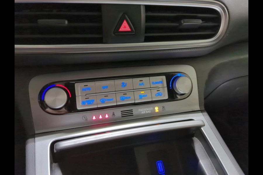 Hyundai Kona EV Comfort 64 kWh Airco Navi Carplay PDC VA+ Camera Full LED Cruise Control Lane Assist Digital Dashboard