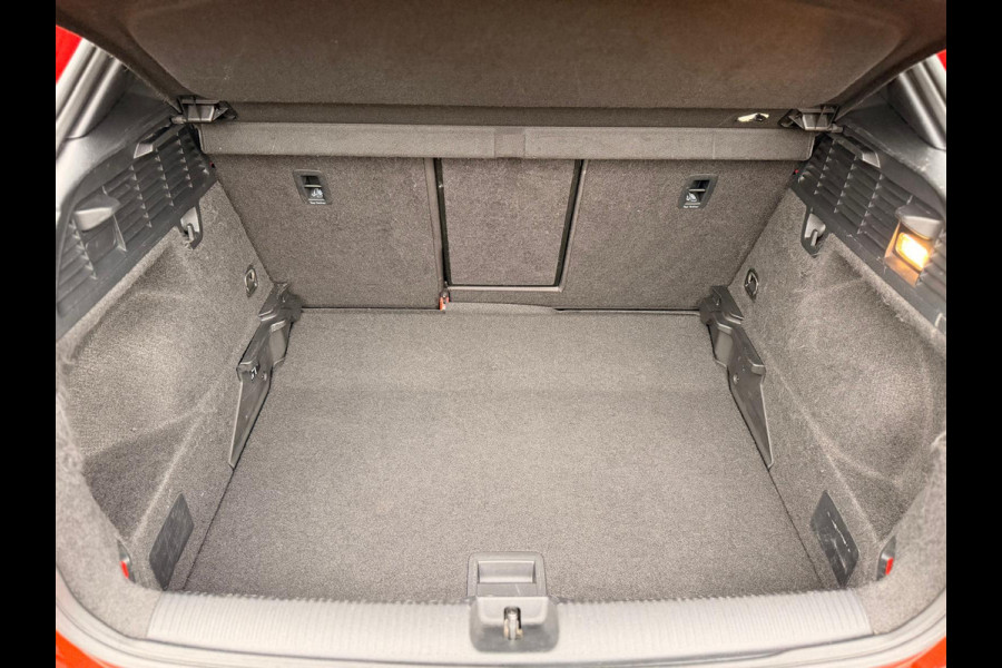 Audi Q2 35 TFSI Sport S-tronic 19'' Leder Camera Cruise Keyless