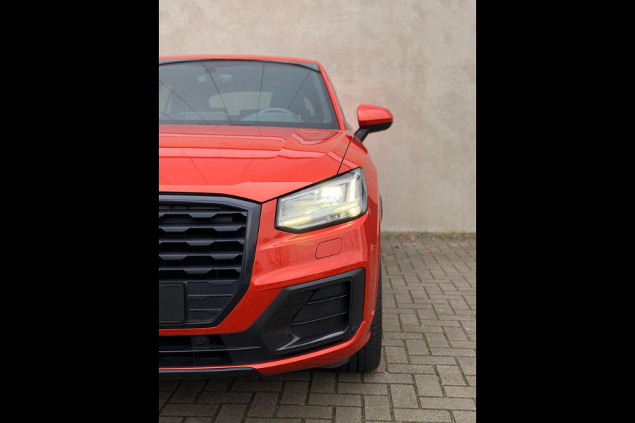 Audi Q2 35 TFSI Sport S-tronic 19'' Leder Camera Cruise Keyless
