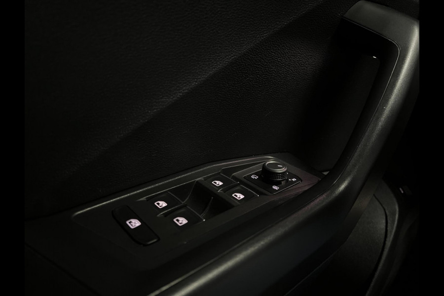 Volkswagen T-Roc 1.5 TSI R-LINE | Virtual |Lane|ACC|Keyless|