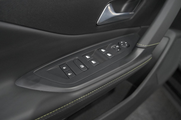 Peugeot 408 PureTech 130 EAT8 GT | 360 Camera | Adaptieve Cruise Control | Elektronische Kofferklep | Apple Carplay