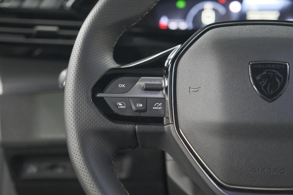 Peugeot 408 PureTech 130 EAT8 GT | 360 Camera | Adaptieve Cruise Control | Elektronische Kofferklep | Apple Carplay