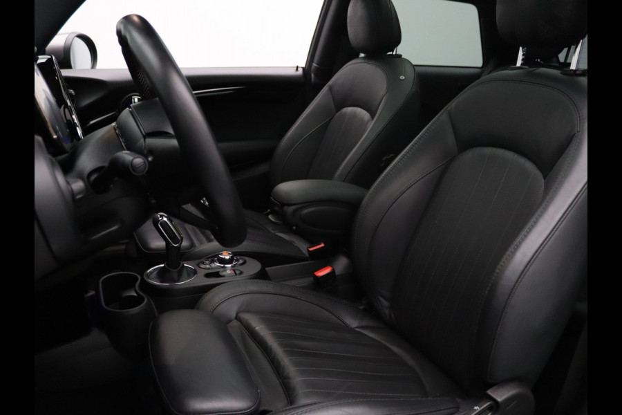 MINI Mini Electric 184pk Yours 33 kWh Cruise | Climate | Parkeersens. v+a | Stoelverw.