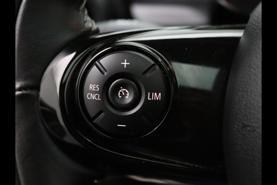 MINI Mini Electric 184pk Yours 33 kWh Cruise | Climate | Parkeersens. v+a | Stoelverw.