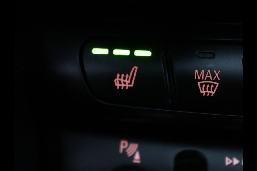 MINI Mini Electric 184pk Yours 33 kWh Cruise | Climate | Parkeersens. v+a | Stoelverw.