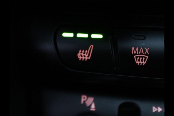 MINI Mini Electric 184pk Yours 33 kWh Cruise | Climate | Parkeersens. v+a | Stoelverw.