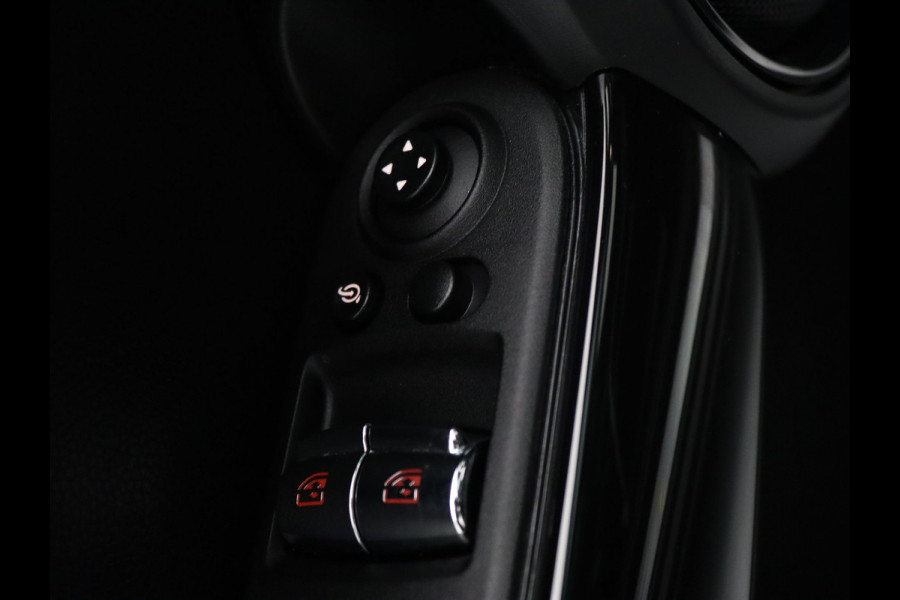 MINI Mini Electric 184pk Yours 33 kWh Cruise | Climate | Parkeersens. v+a | Stoelverw.